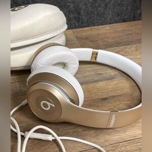 Beats by Dr. Dre Solo3 Wireless Headphones Rosie pink‎